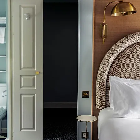 Grand Pigalle Experimental 4*