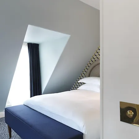 Grand Pigalle Experimental 4* باريس