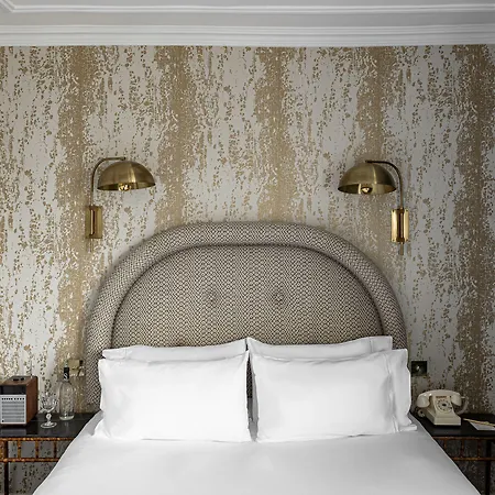 Grand Pigalle Experimental 4*