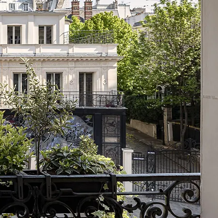 Grand Pigalle Experimental فندق 4*