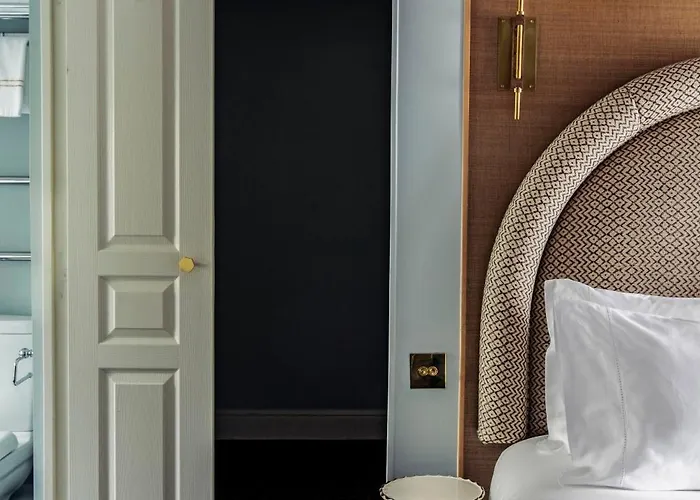 Grand Pigalle Experimental 4*