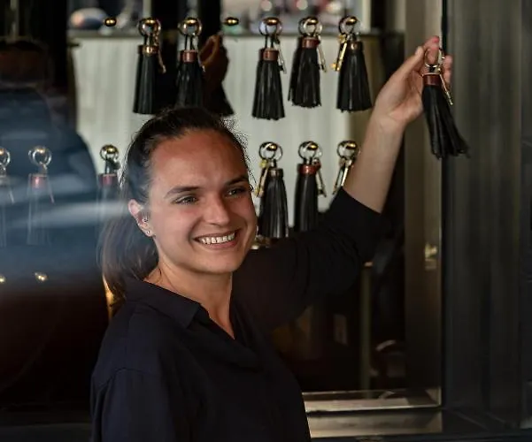 Отель Grand Pigalle Experimental