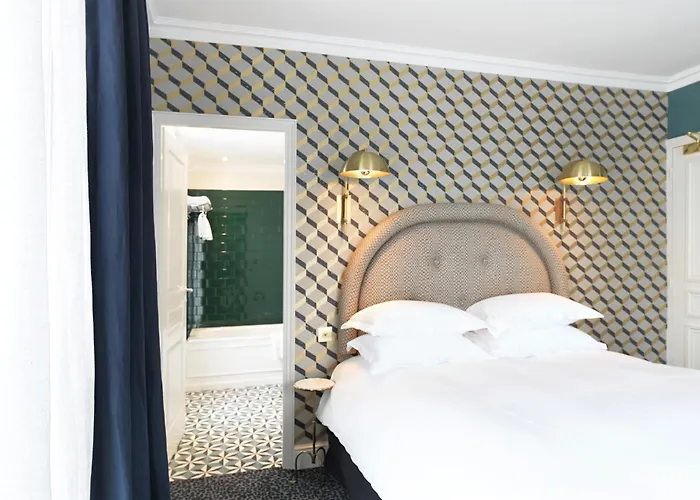 Отель Grand Pigalle Experimental 4*