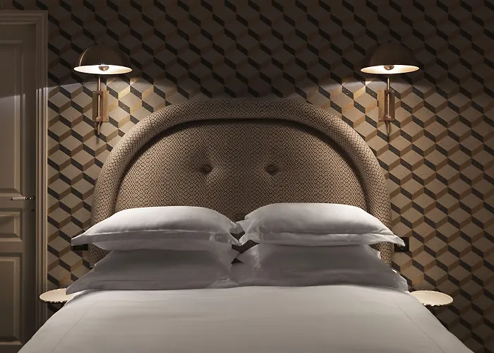 Отель Grand Pigalle Experimental