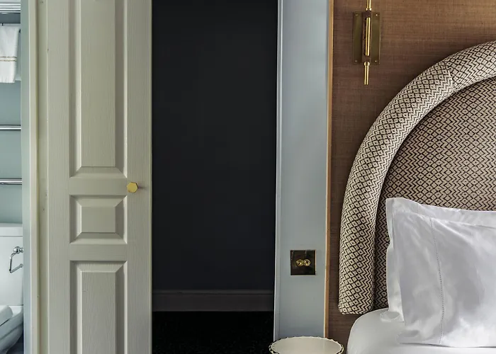 Grand Pigalle Experimental 4*