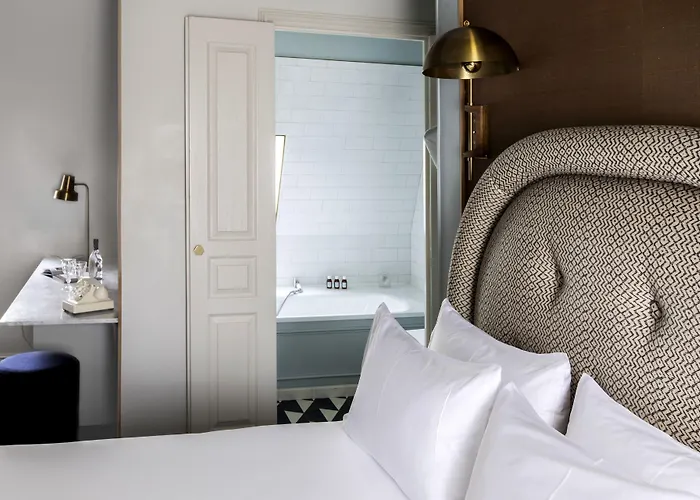 Grand Pigalle Experimental 4*