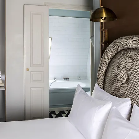 Grand Pigalle Experimental 4*