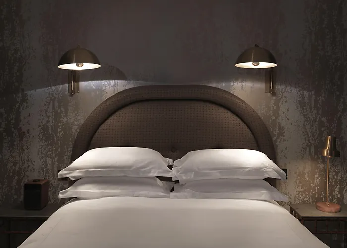 Grand Pigalle Experimental 호텔 4*