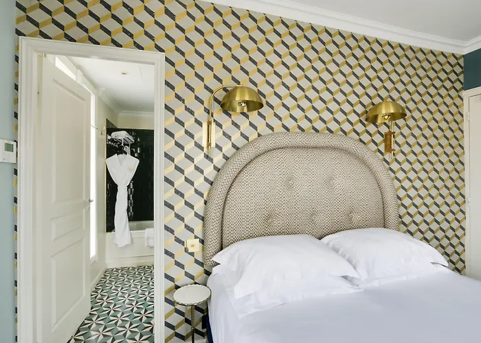 Grand Pigalle Experimental 호텔 4*