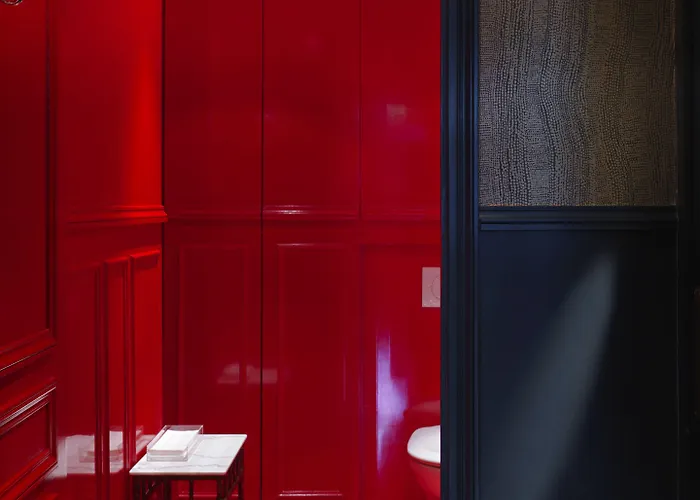 Grand Pigalle Experimental 4*