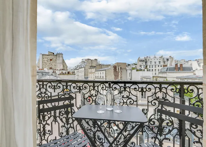Grand Pigalle Experimental 호텔 4*